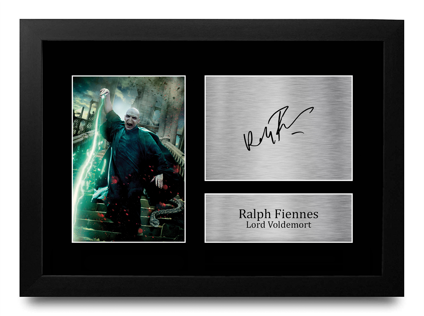 HWC Trading Photo A4 dédicacée de Ralph Fiennes Harry Potter Lord Voldemort pour les fans du film souvenir 