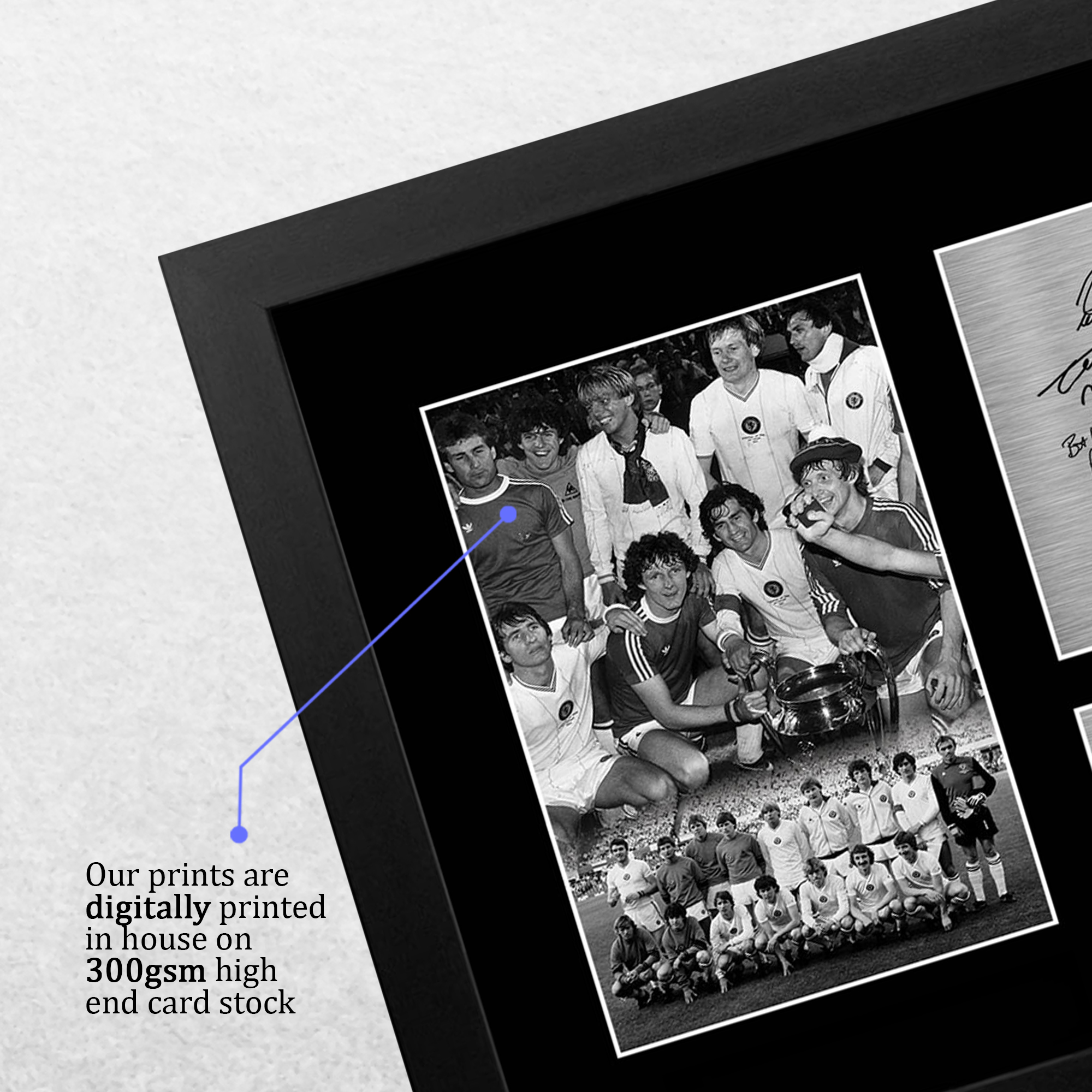 Aston Villa 1982 Europapokalsieger gedrucktes Autogrammfoto ein Fußballfan - Bild 29 von 33