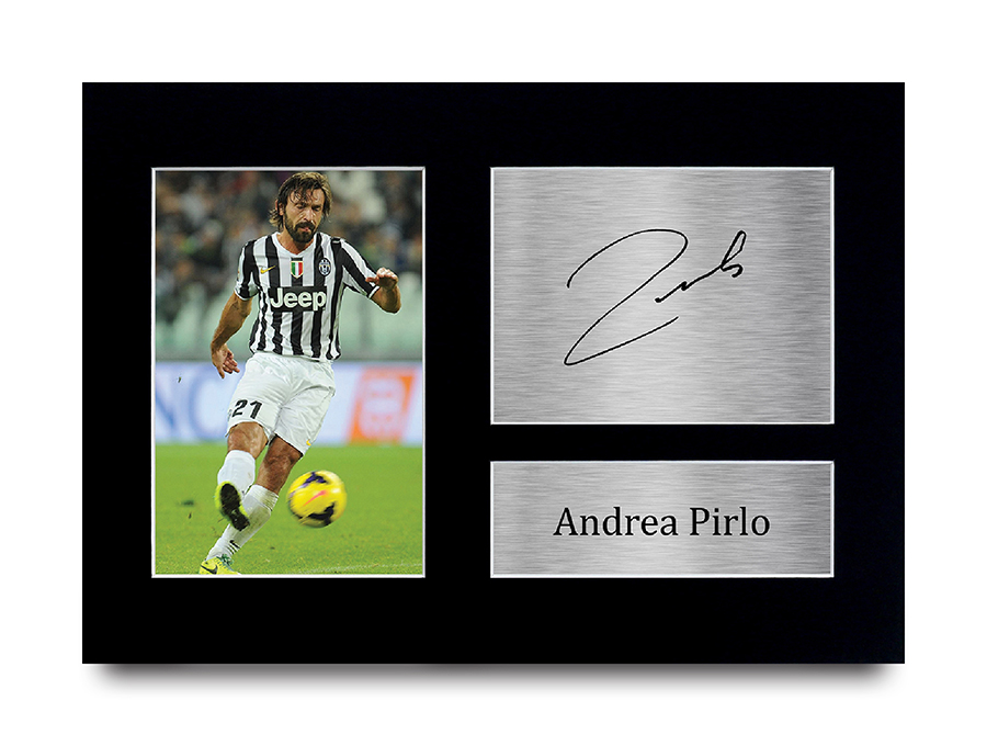 Andrea Pirlo 直筆サイン入り写真パネルBBM刻印　14/30 Andrea Pirlo Signed Italy Photo In Black Wooden Frame: FIFA