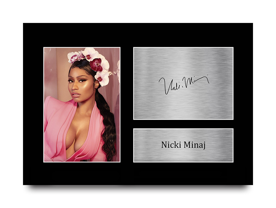U_A4_NICKI_MINAJ_PHTO.jpg